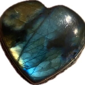 Heart-Shaped Labradorite Stone Pendant - Iridescent Blue Green